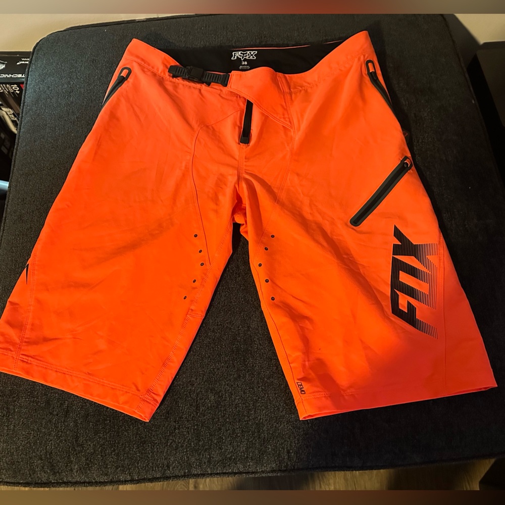 FOX Demo mountain bike shorts